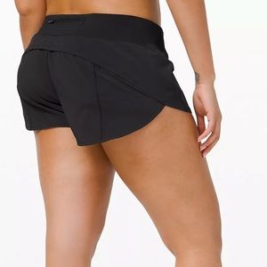 Lululemon Speed Black Perforated Short 2.5”